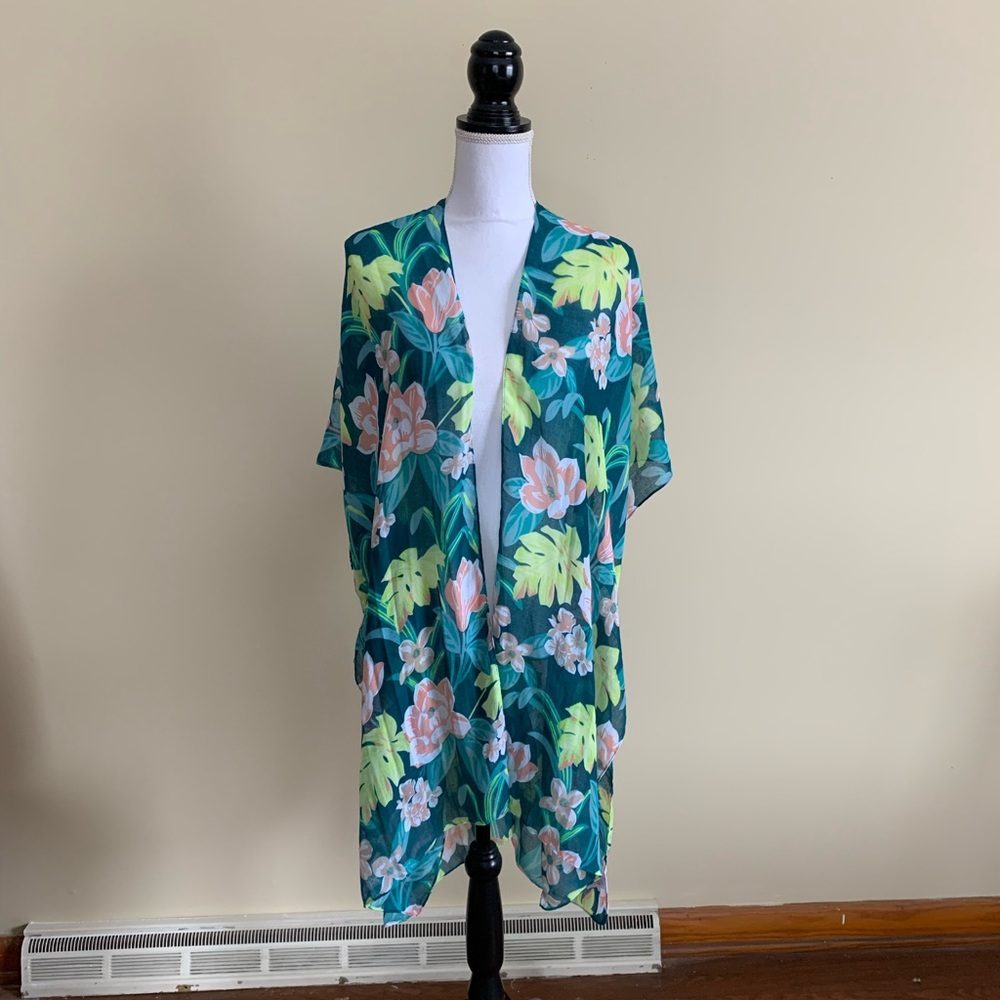 New Loft Floral Robe Coverup One Size Fits Most